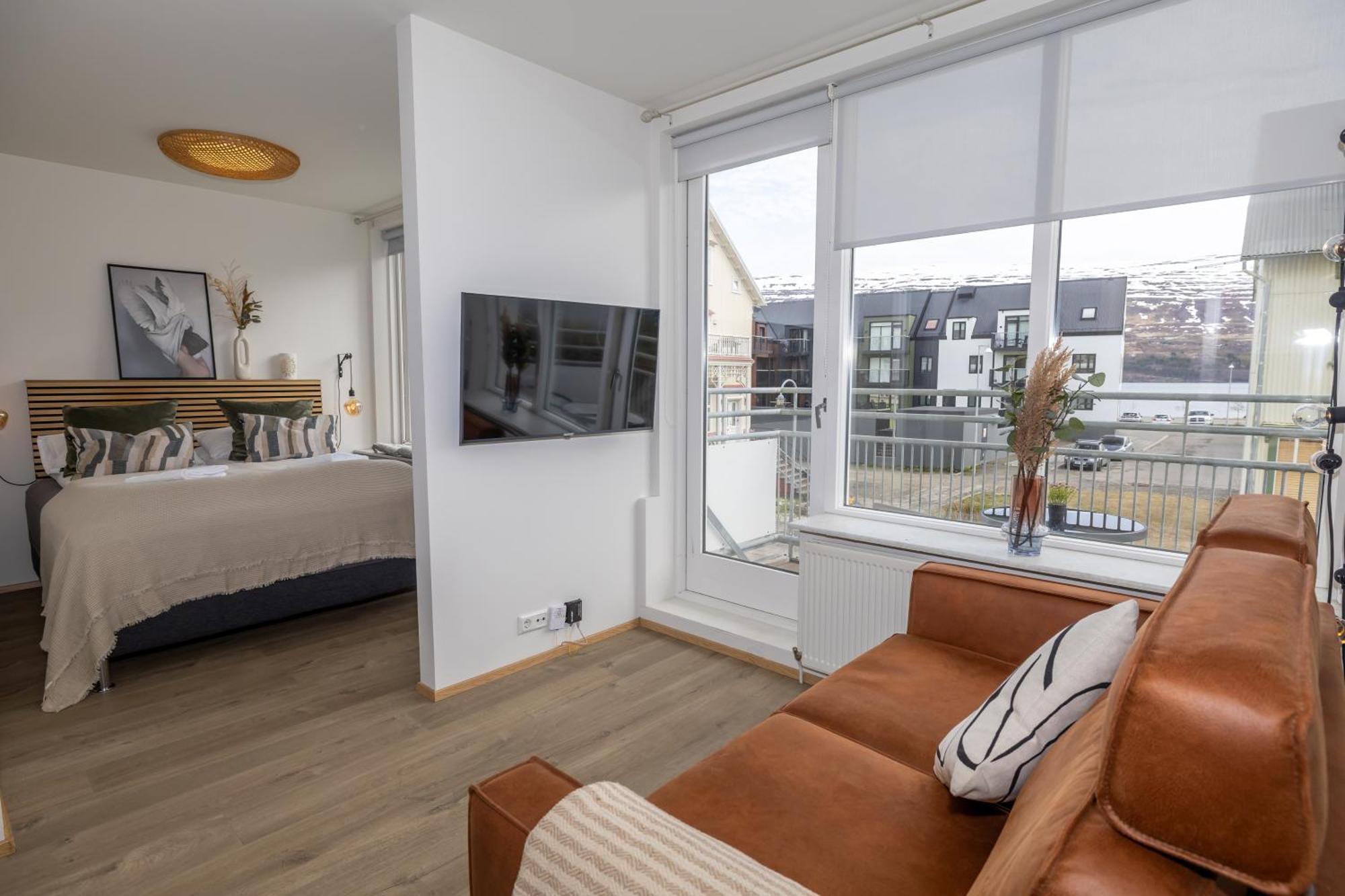 Charming Deluxe Apartment Akureyri Værelse billede