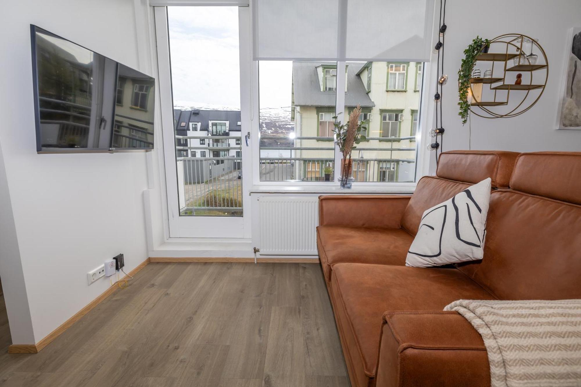 Charming Deluxe Apartment Akureyri Værelse billede