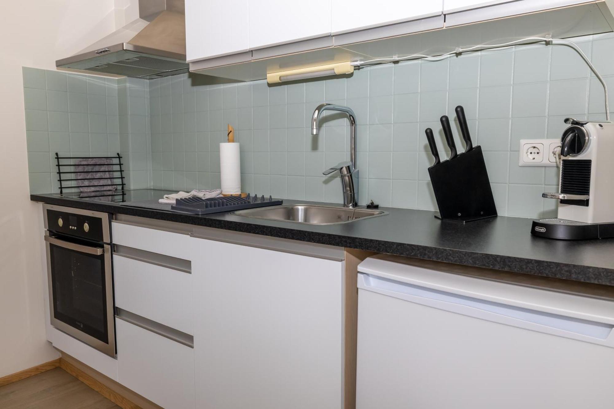 Charming Deluxe Apartment Akureyri Værelse billede